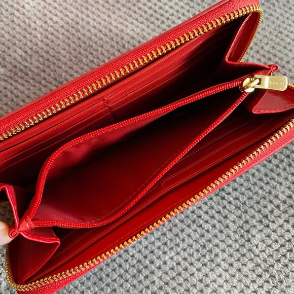 Coach Signature Leather Continental Wallet in Brown/Black and Red - Picture 5 of 5